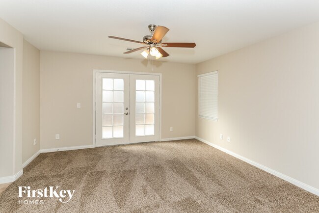 Foto del edificio - 9409 Hillside View Ct
