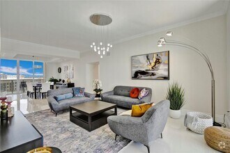 Building Photo - 16001 Collins Ave