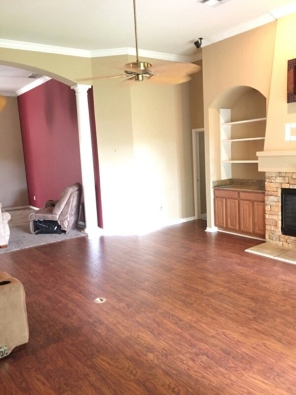 Building Photo - 129 Rangeline Woods Cove