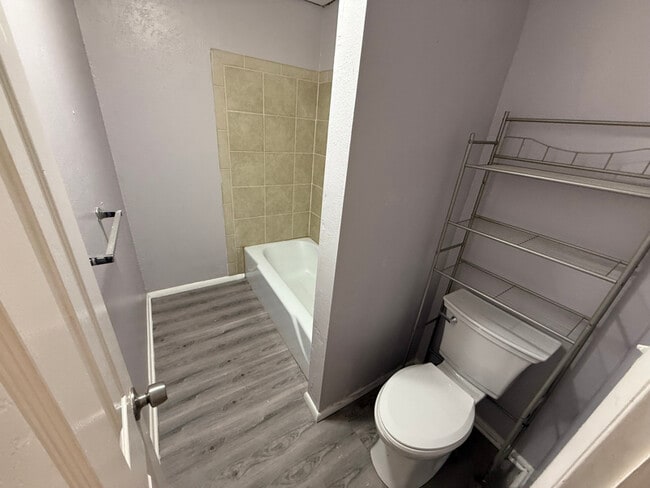 Building Photo - 125 Charmony Frontage Rd