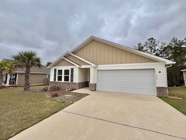 Foto del edificio - 462 Whispering Creek Ave