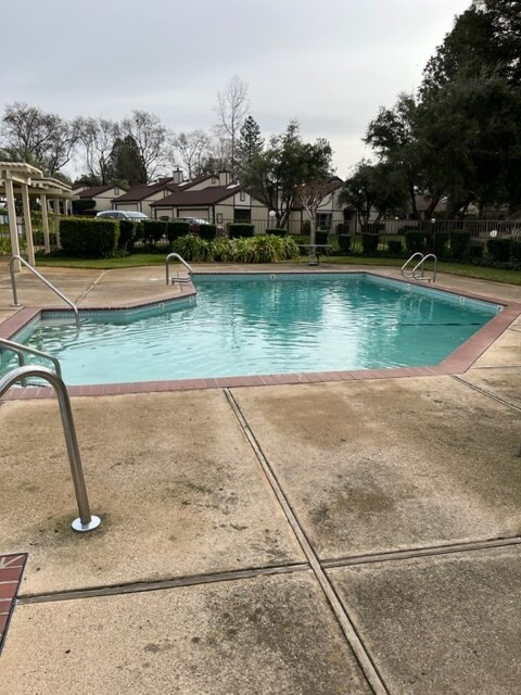Foto del edificio - 12291 Stonecreek Ct