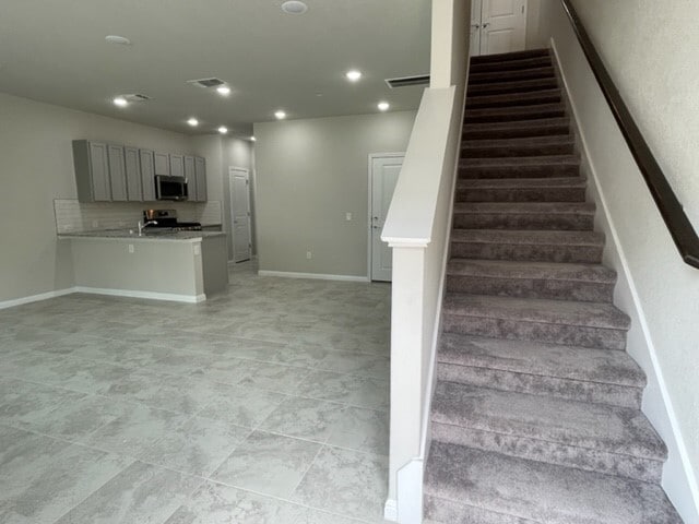 Building Photo - 9015 Cattle Baron Path