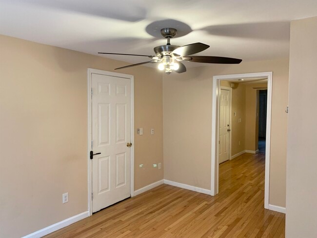 Building Photo - 18.5 Mercer St