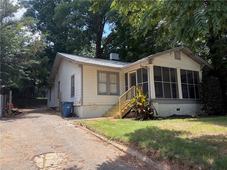 Photo - 1786 Linwood Avenue Unit