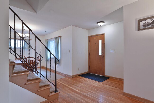 Foto del edificio - 714 Island Ct