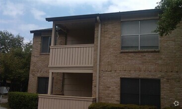 Building Photo - 8210 Bent Tree Rd