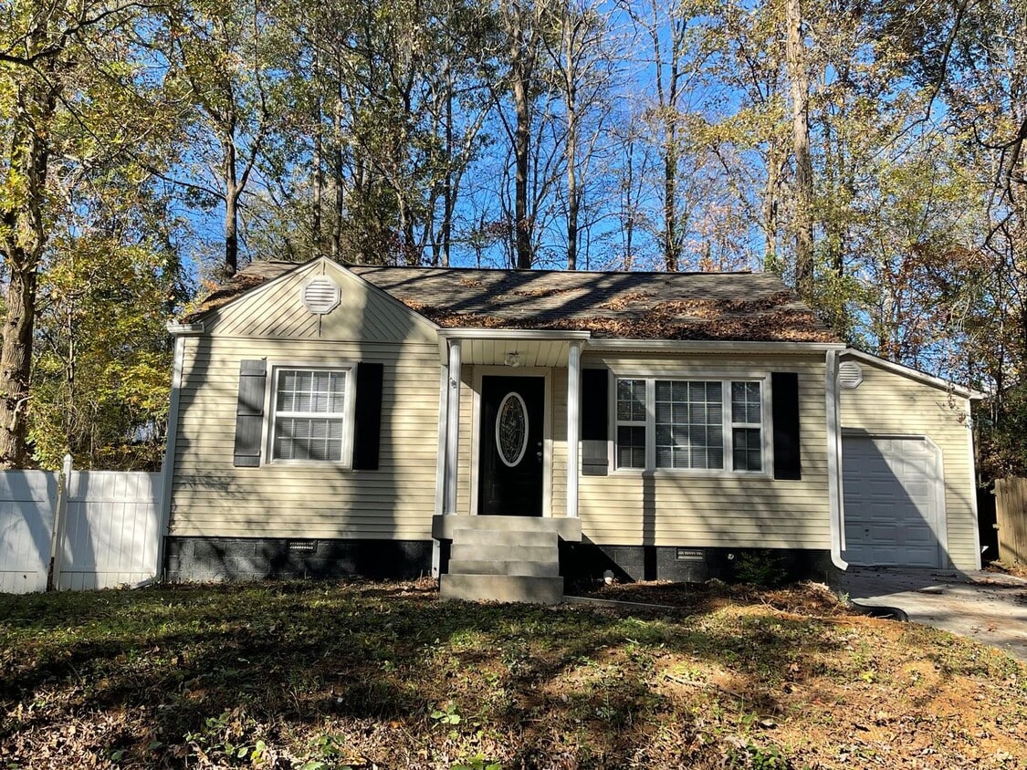 Newly renovated 2 bedroom home for rent! House Rental in Clarksville, TN