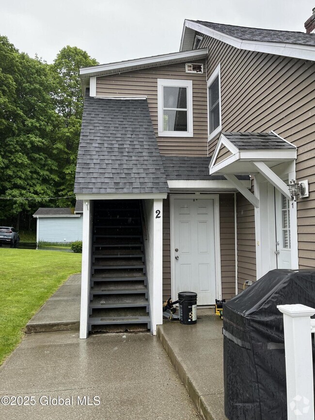 Building Photo - 2680 NY-43