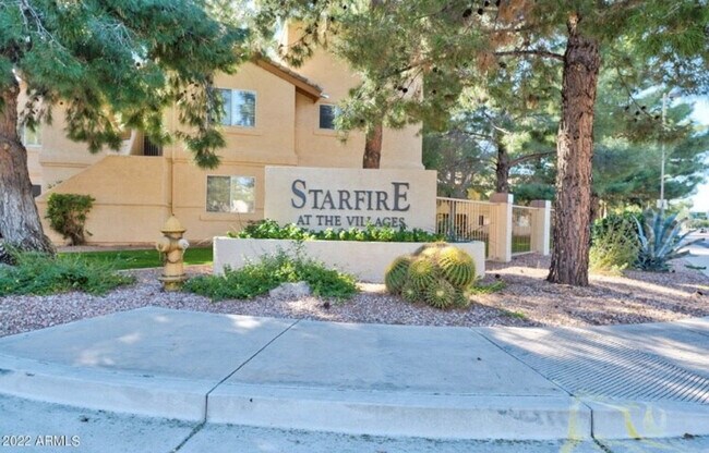 Foto del edificio - 9455 E Purdue Ave