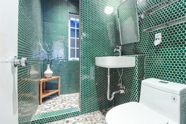 Foto del edificio - 1573 Pennsylvania Ave