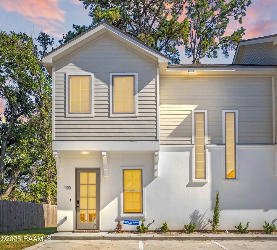 Foto principal - 103 Steiner Oaks