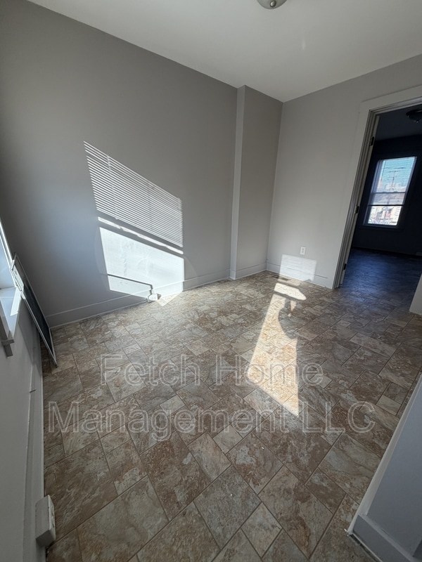 Foto del edificio - 238 W Mifflin St