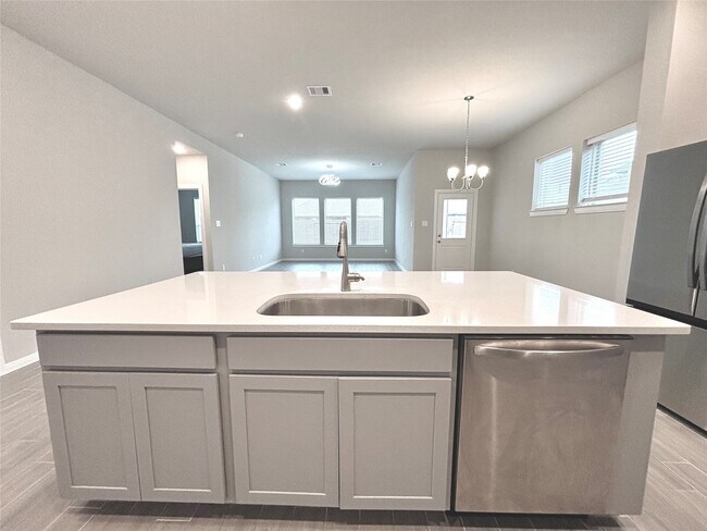 Foto del edificio - 30366 Centipede Grv Ln