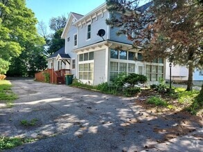 Building Photo - 551 Lexington Ave