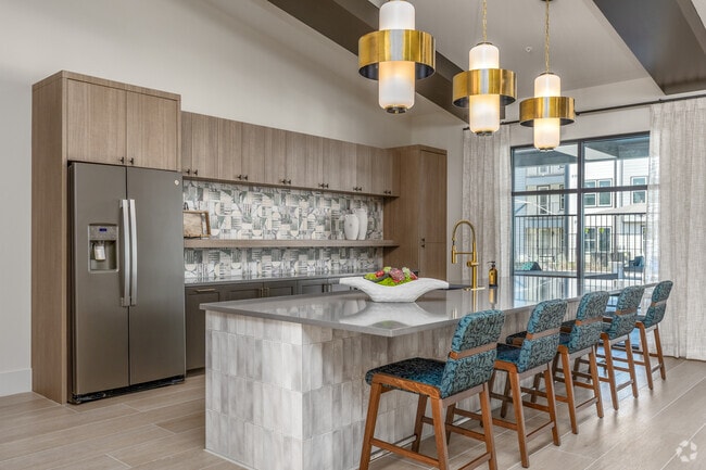 Clubhouse Kitchenette - Trinity Sherman