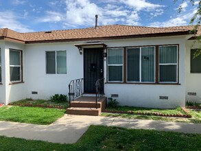 Building Photo - 3605 Los Flores Blvd