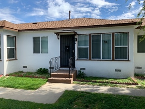 Building Photo - 3605 Los Flores Blvd