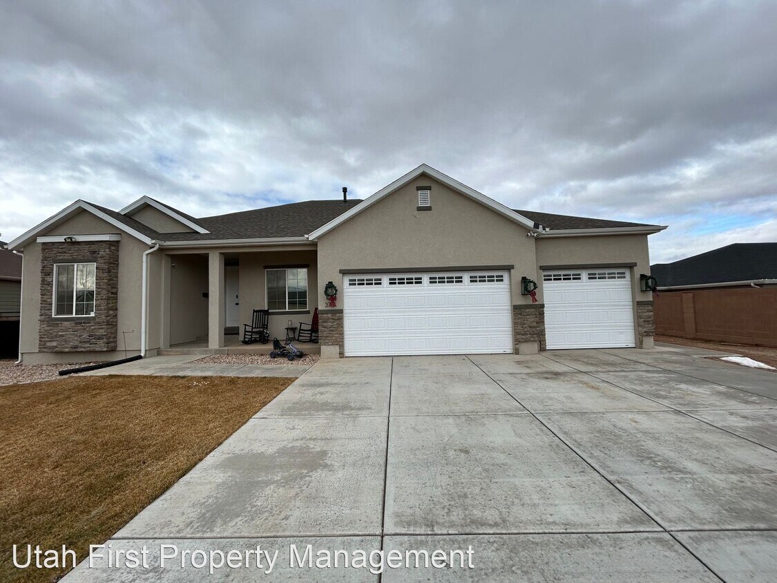 Primary Photo - 5 br, 3 bath House - 3761 N Native Dancer Dr