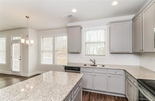 Building Photo - 233 Ireland Ln