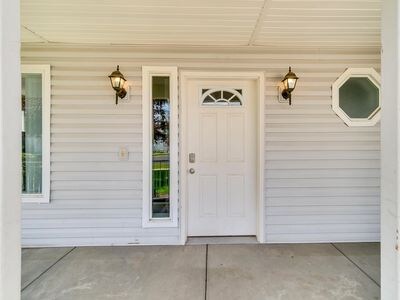 Foto del edificio - 9190 Torrey Ln