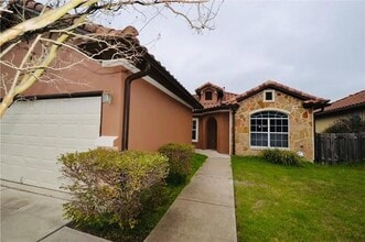 Building Photo - 5624 Toscana Ave