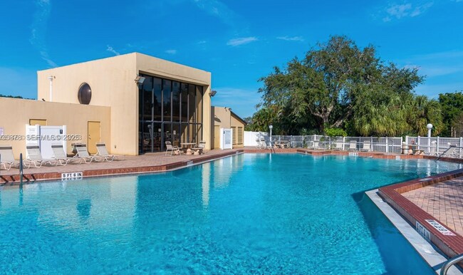 Foto del edificio - 2931 SW 87th Ter