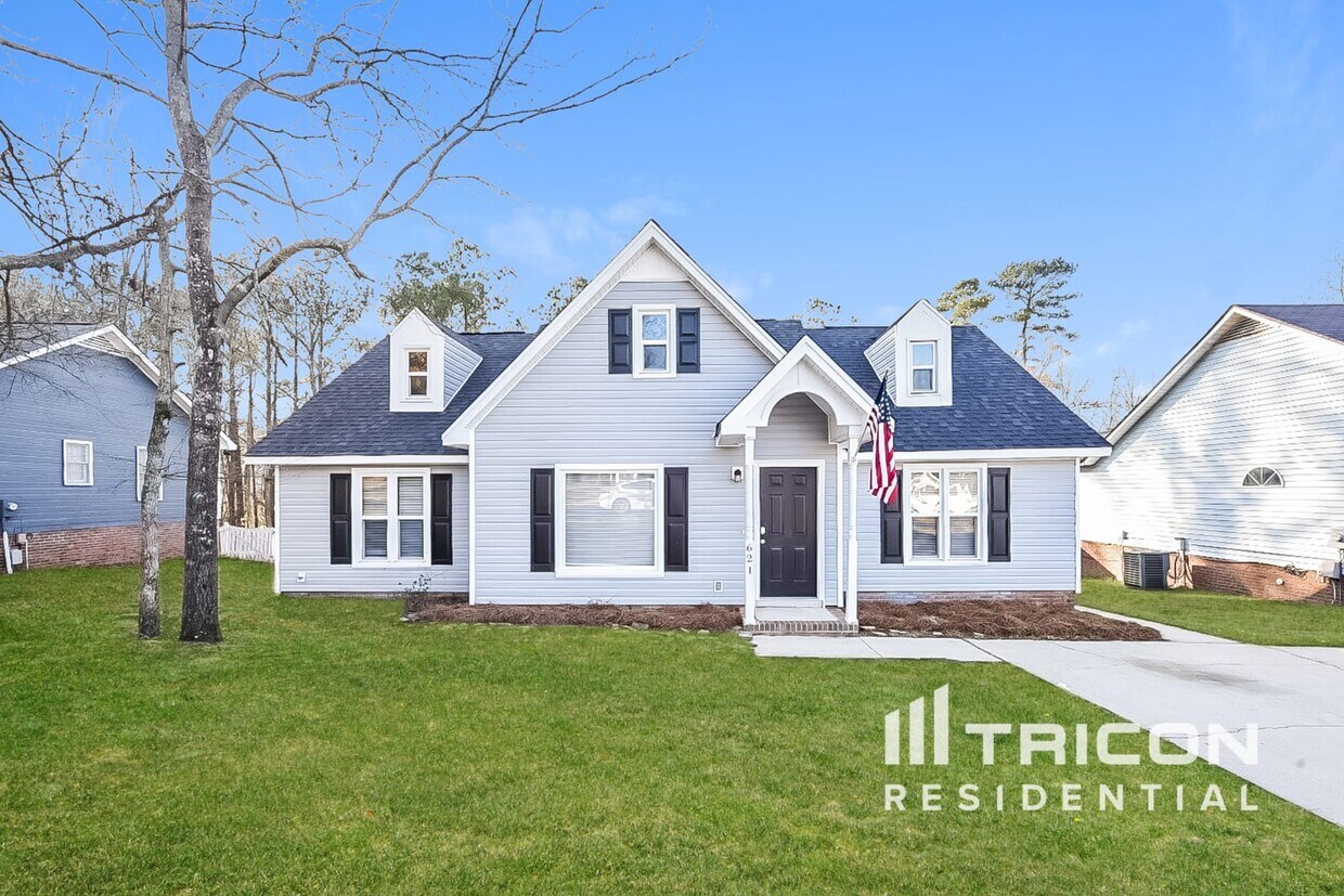 Foto principal - 621 Riverwalk Way