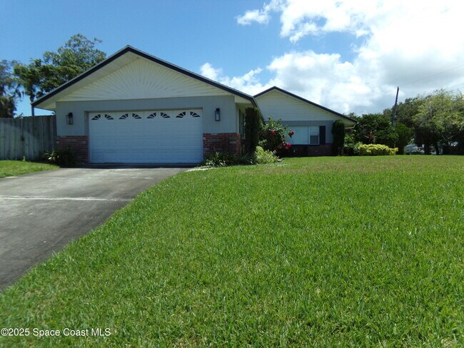 Foto del edificio - 1131 Glenham Dr NE