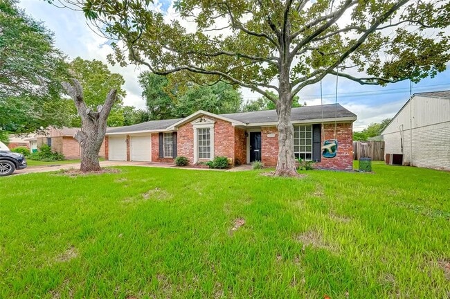 Building Photo - 9530 Highmeadow Dr