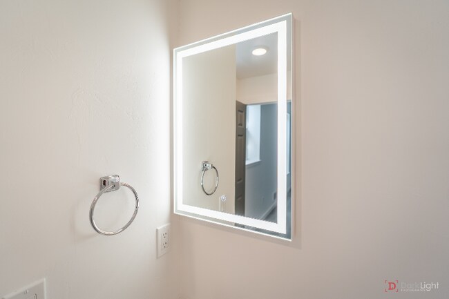 Foto del edificio - 130 N F St