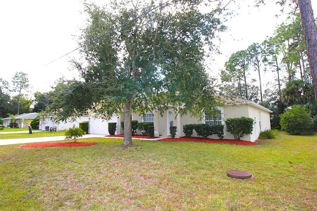 Building Photo - 10 Pine Cedar Dr