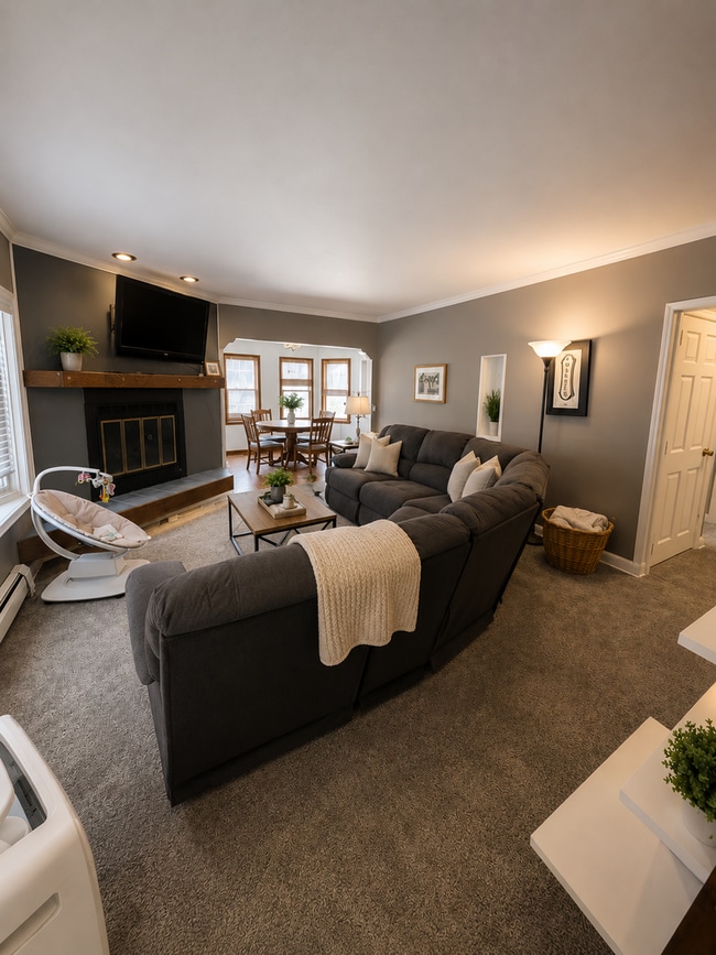 Building Photo - Charming 3BR/2BA Wauwatosa Home Near Parks & Shopping