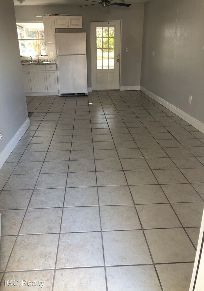 Building Photo - 3 br, 1 bath House - 1633 Palmetto St