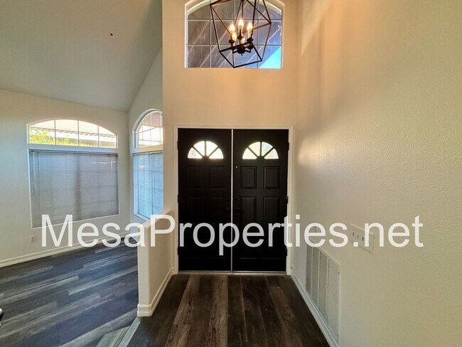 Foto del edificio - 14226 Remington Ct