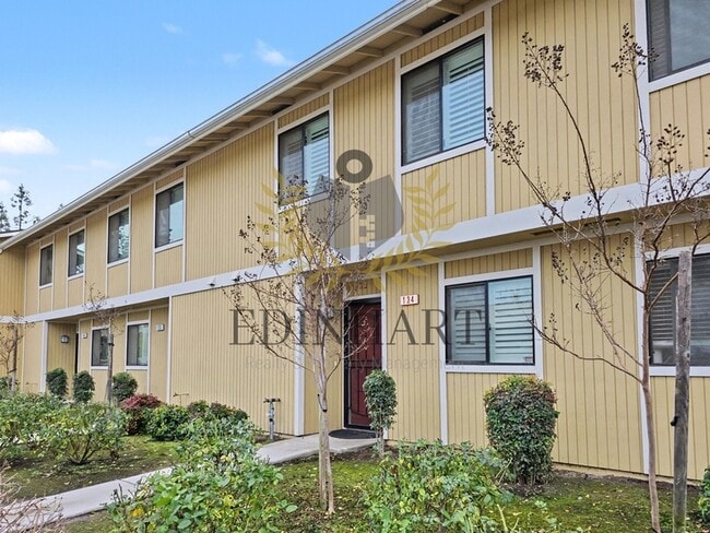 Foto del edificio - 4885 N Backer Ave