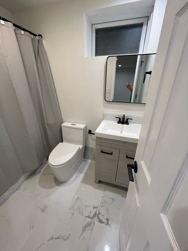 Building Photo - 1185 NY-82