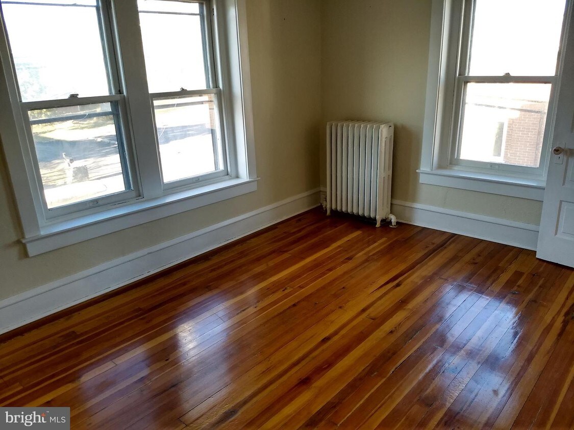 113 N 5th St, Perkasie, PA 18944 House Rental in Perkasie, PA