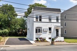 Building Photo - 78 Franklin Ave