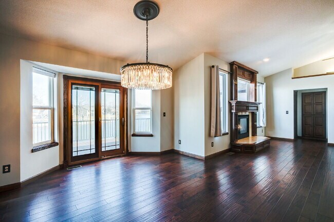 Foto del edificio - 112 S Springwood Dr