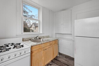 Building Photo - 121 McKinley Ave