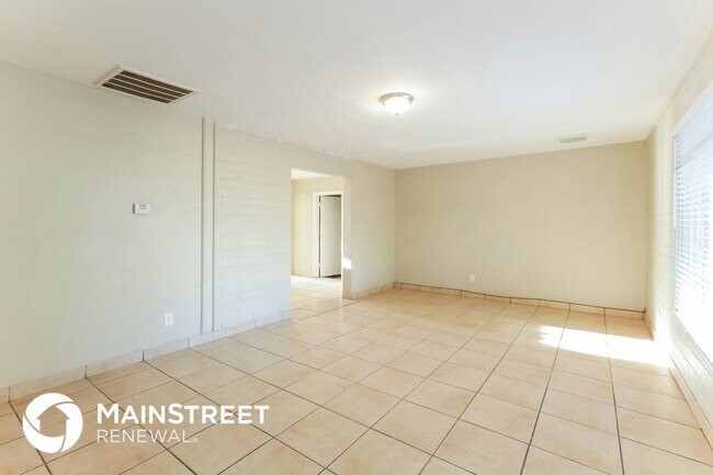 Foto del edificio - 4301 N 59th Ave