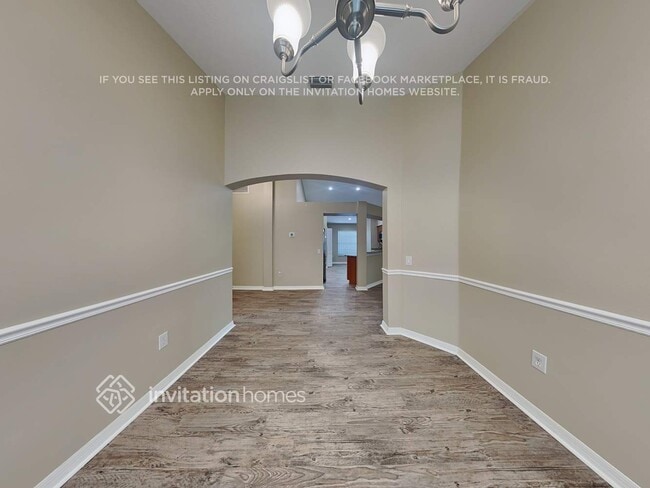 Building Photo - 724 Somerstone Dr