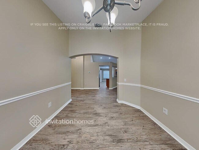 Foto del edificio - 724 Somerstone Dr