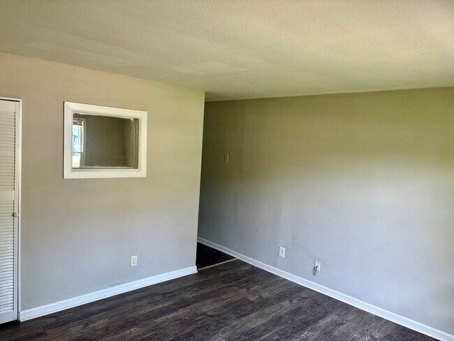 Foto del edificio - 1218 Burnwick Ct