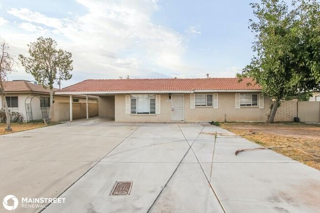 Building Photo - 5708 W Vista Ave, Glendale, AZ 85301