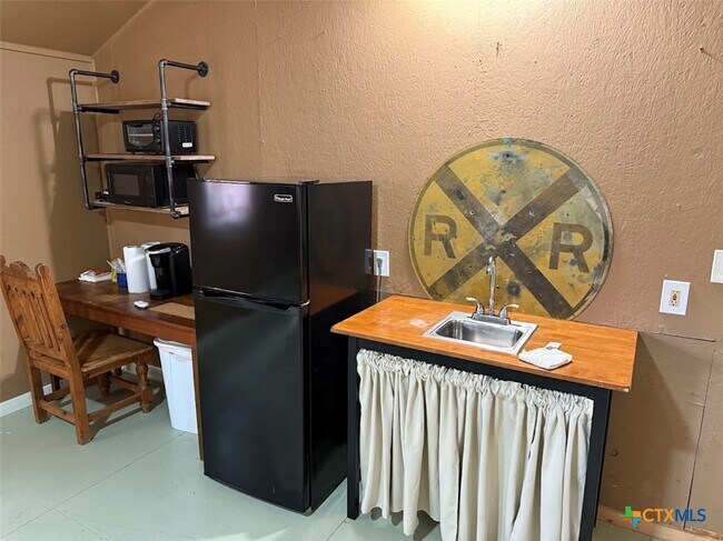 Foto del edificio - 510 Marlys Ave