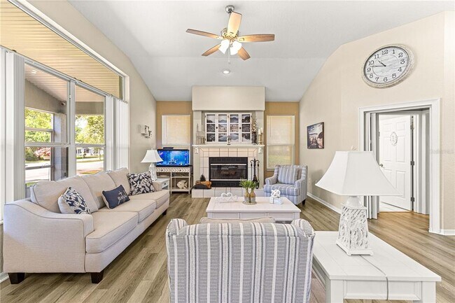 Foto del edificio - 6744 SW 113th Pl