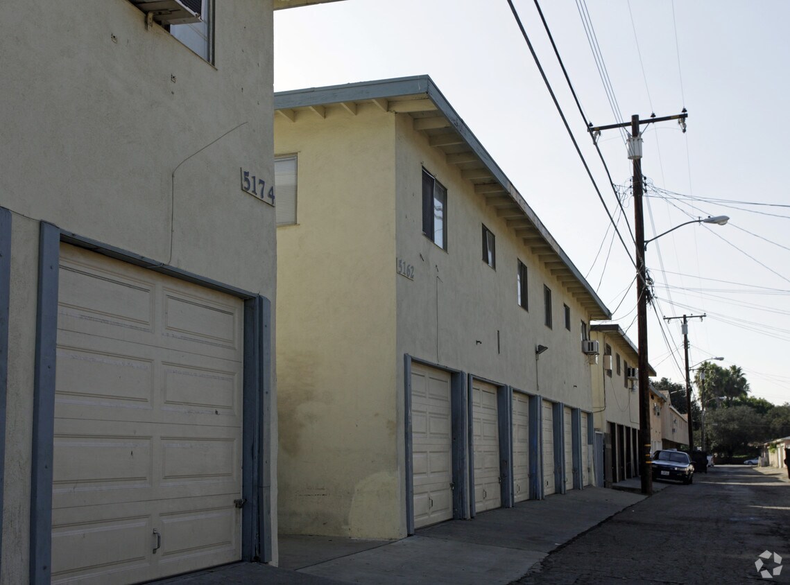 Building Photo - 5162 San Bernardino St