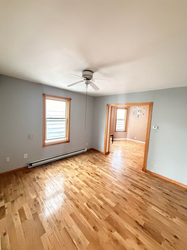 Building Photo - 167 Garfield Ave
